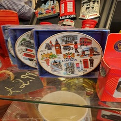 π€ London Icons White Ashtray β A Tribute to Timeless Landmarks