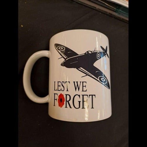 Lest We Forget – Spitfire Remembrance Mug